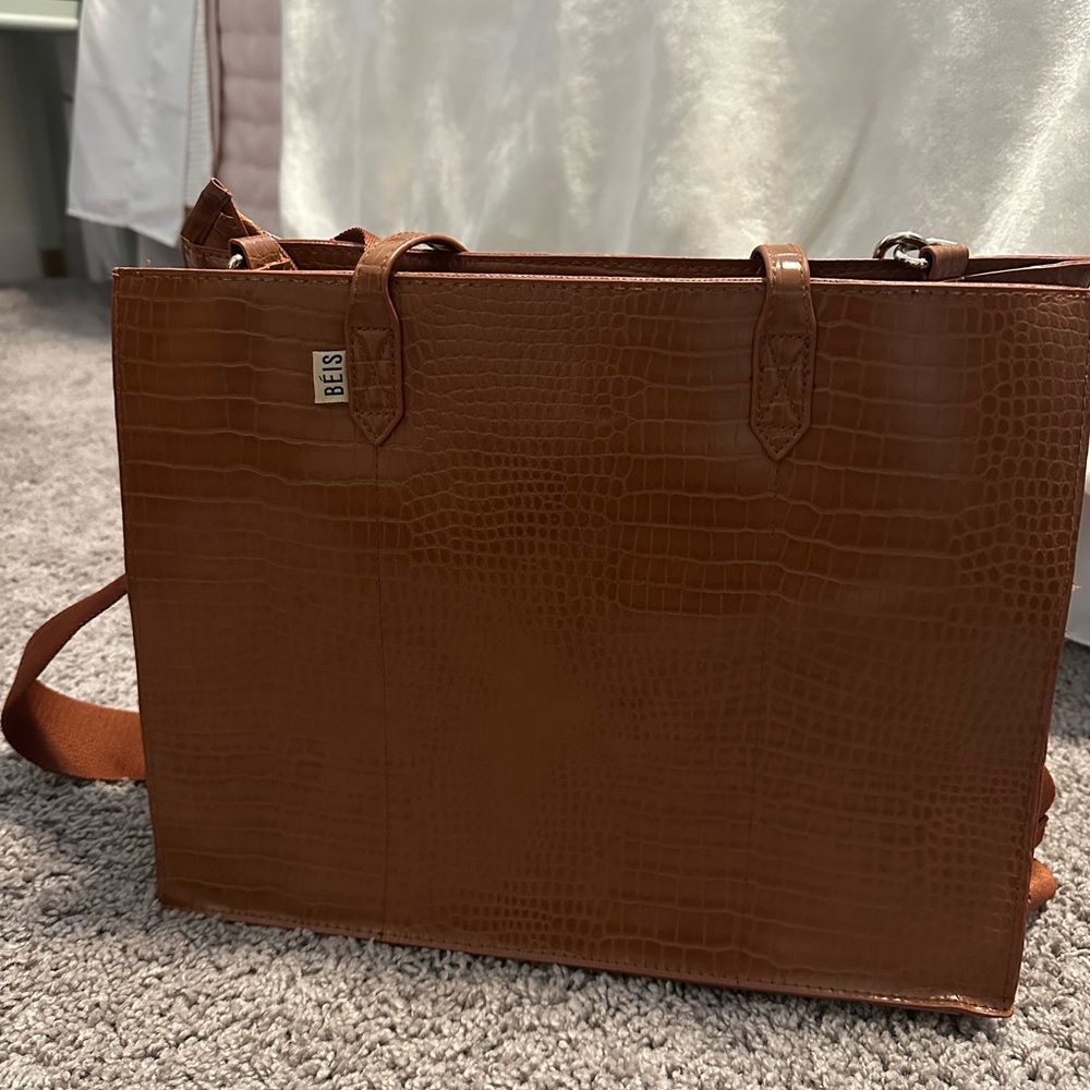 Beis Work Tote Used 2-3 times